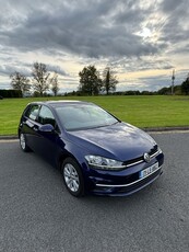 2017 - Volkswagen Golf Manual