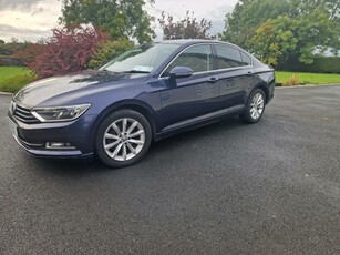 2017 - Volkswagen Passat Manual