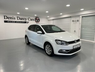 2017 - Volkswagen Polo Automatic