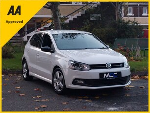 2017 - Volkswagen Polo Automatic