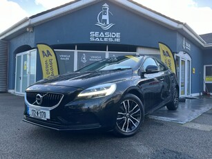 2017 - Volvo V40 Manual