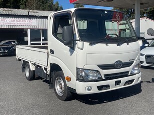 2018 - Toyota Dyna Manual