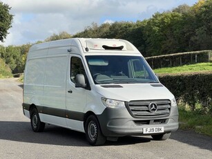 2019 - Mercedes-Benz Sprinter Manual