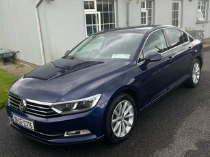 2019 - Volkswagen Passat Manual