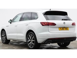 2019 - Volkswagen Touareg Automatic