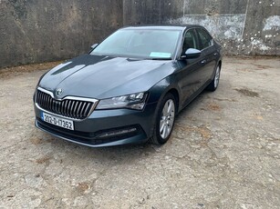 2020 - Skoda Superb Manual