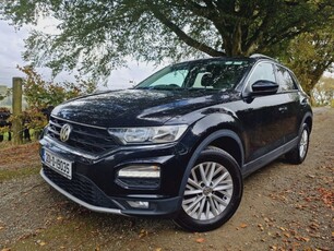 2020 - Volkswagen T-Roc Manual