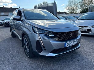 2021 - Peugeot 5008 Manual