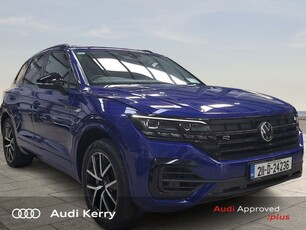 2021 - Volkswagen Touareg Automatic