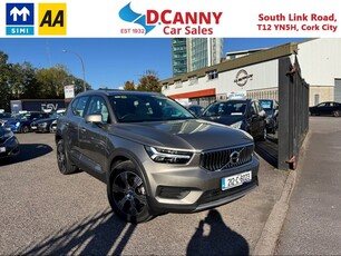 2021 - Volvo XC40 Automatic