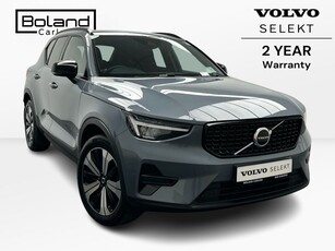 2023 - Volvo XC40 Automatic