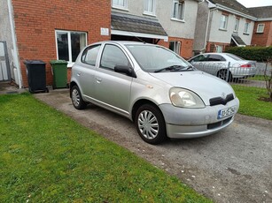 2003 - Toyota Yaris Manual