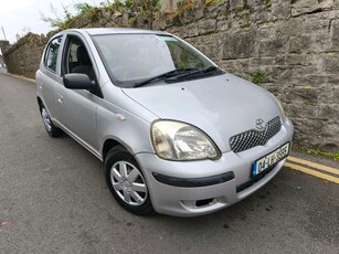 2004 - Toyota Yaris Manual