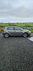 2005 - Volkswagen Golf ---