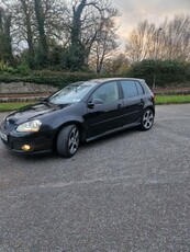 2006 - Volkswagen Golf ---