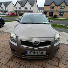 2007 - Toyota Avensis Manual