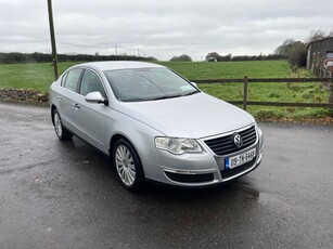 2009 - Volkswagen Passat ---