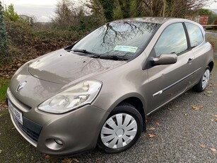 2010 - Renault Clio Manual