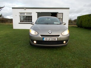 2010 - Renault Fluence Manual