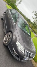 2010 - Volkswagen Passat Manual