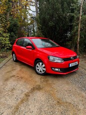 2010 - Volkswagen Polo Manual