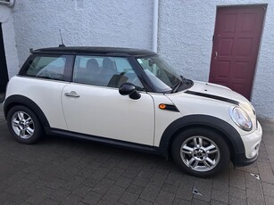 2011 - Mini One ---