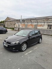 2011 - Volkswagen Golf Manual