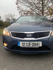 2012 - Kia Ceed Manual