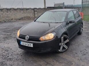 2012 - Volkswagen Golf Manual