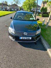 2012 - Volkswagen Passat Manual