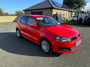 2012 - Volkswagen Polo Automatic