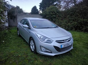 2013 - Hyundai i40 Manual