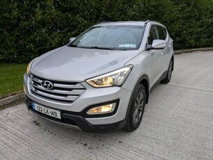 2013 - Hyundai Santa Fe Manual