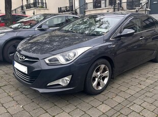 2014 - Hyundai i40 Manual