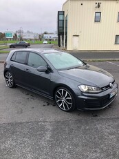 2014 - Volkswagen Golf Manual