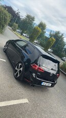 2014 - Volkswagen Golf Manual