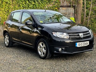 2015 - Dacia Sandero Manual