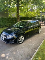 2015 - Volkswagen Golf Manual