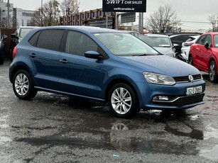 2015 - Volkswagen Polo Manual