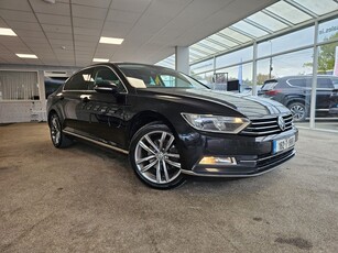 2016 - Volkswagen Passat Manual