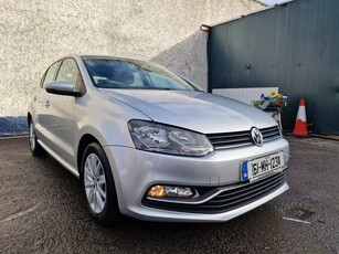 2016 - Volkswagen Polo Manual