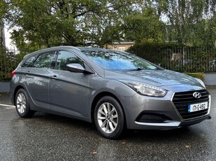 2017 - Hyundai i40 Manual