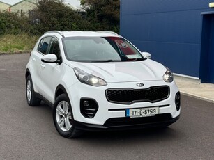 2017 - Kia Sportage Manual