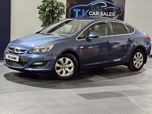 2017 - Opel Astra Manual