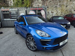 2017 - Porsche Macan Automatic