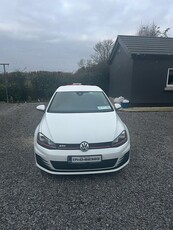 2017 - Volkswagen Golf Automatic