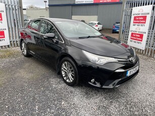 2018 - Toyota Avensis Manual