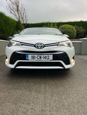 2018 - Toyota Avensis Manual