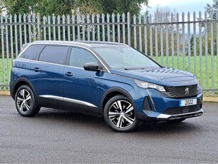 2022 - Peugeot 5008 Automatic