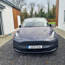 2022 - Tesla Model Y Automatic